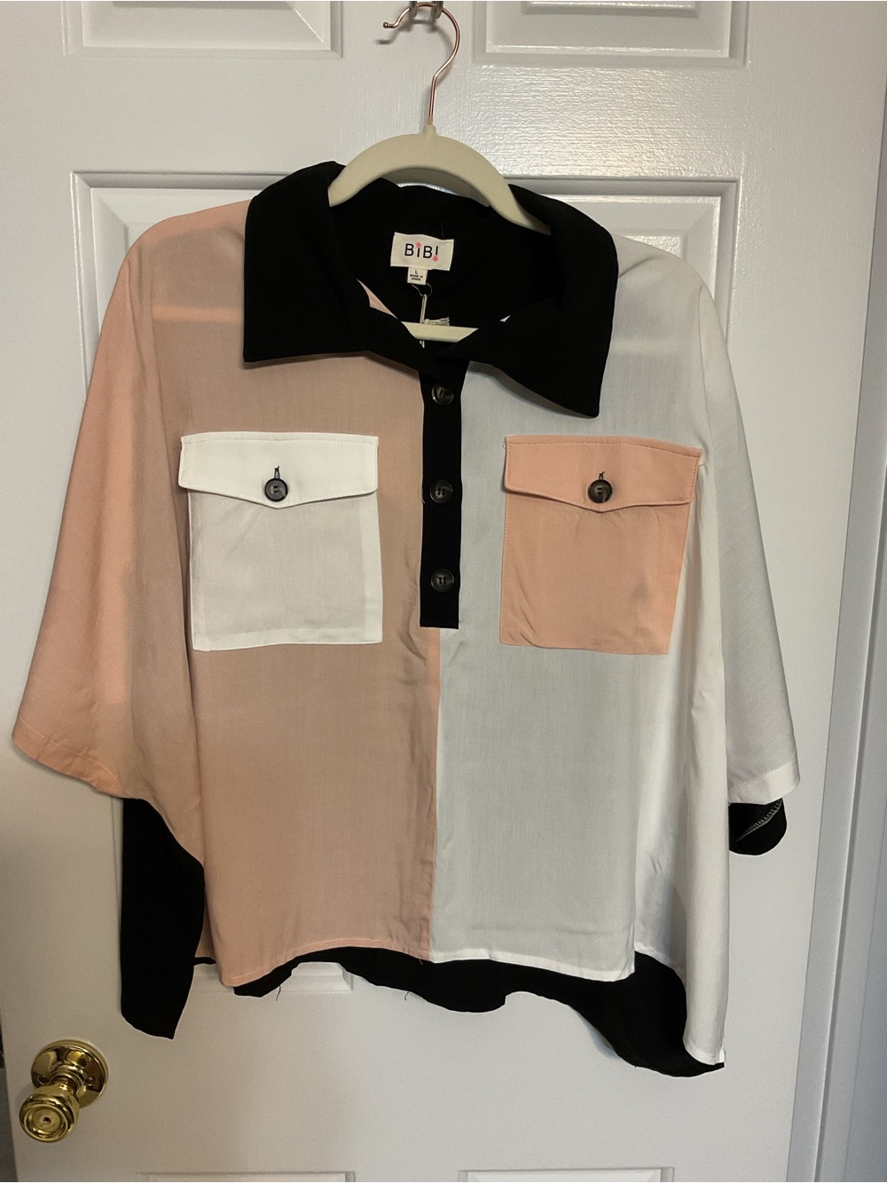 BiBi Colorblock Top in Peach, White & Black